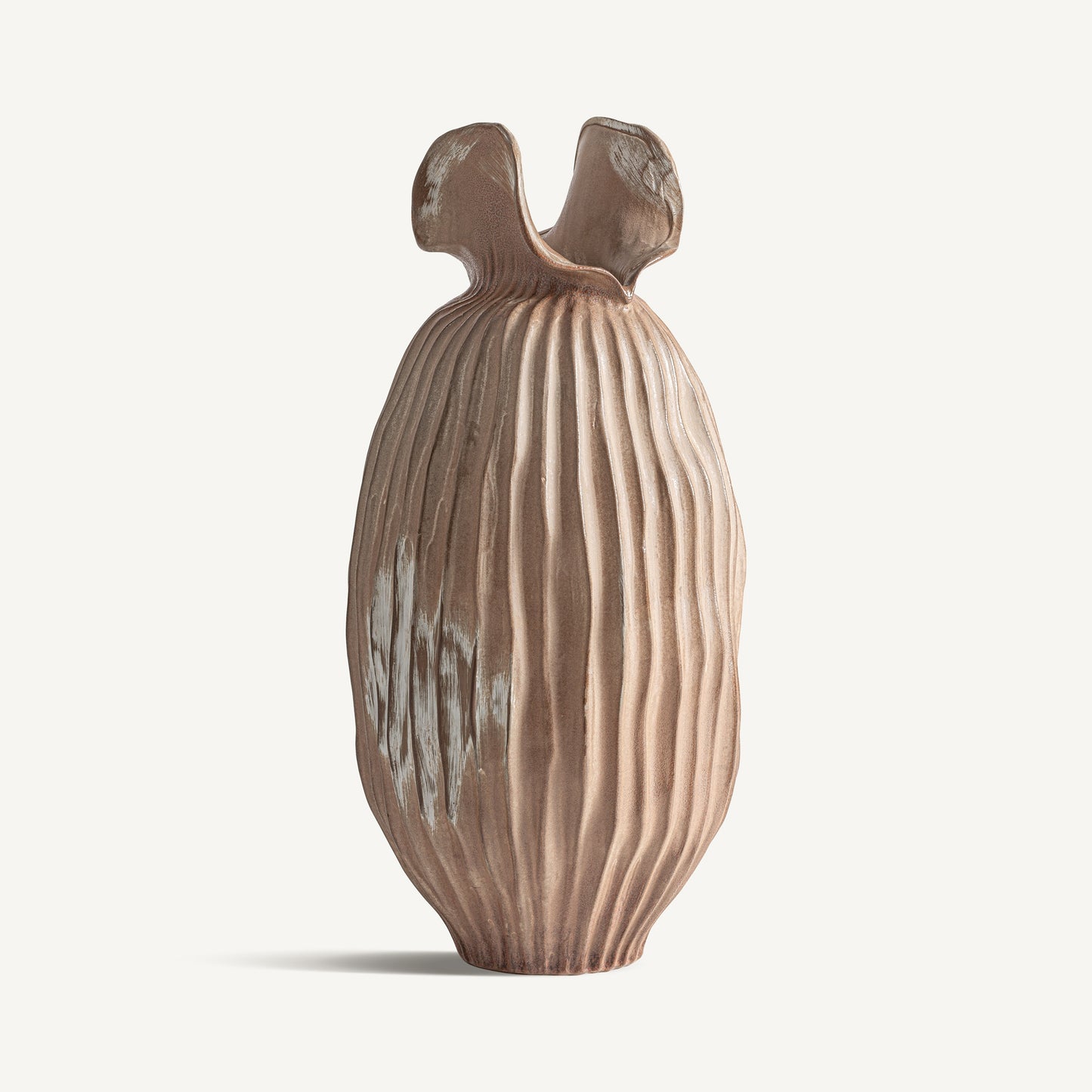 LAIS VASE