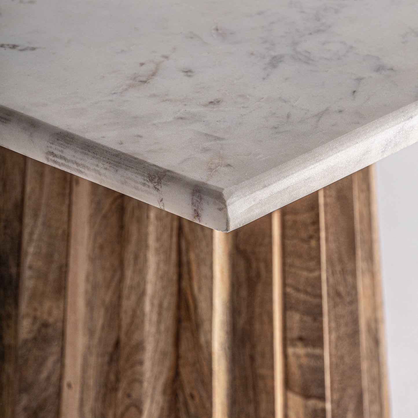 PLISSÉ MANGO WOOD BAR TABLE