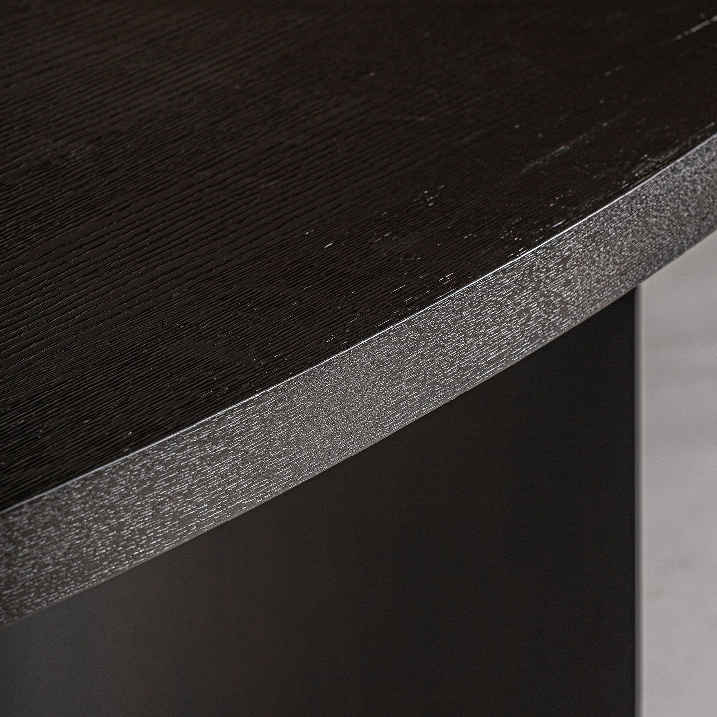 NEUVIC DINING TABLE*270