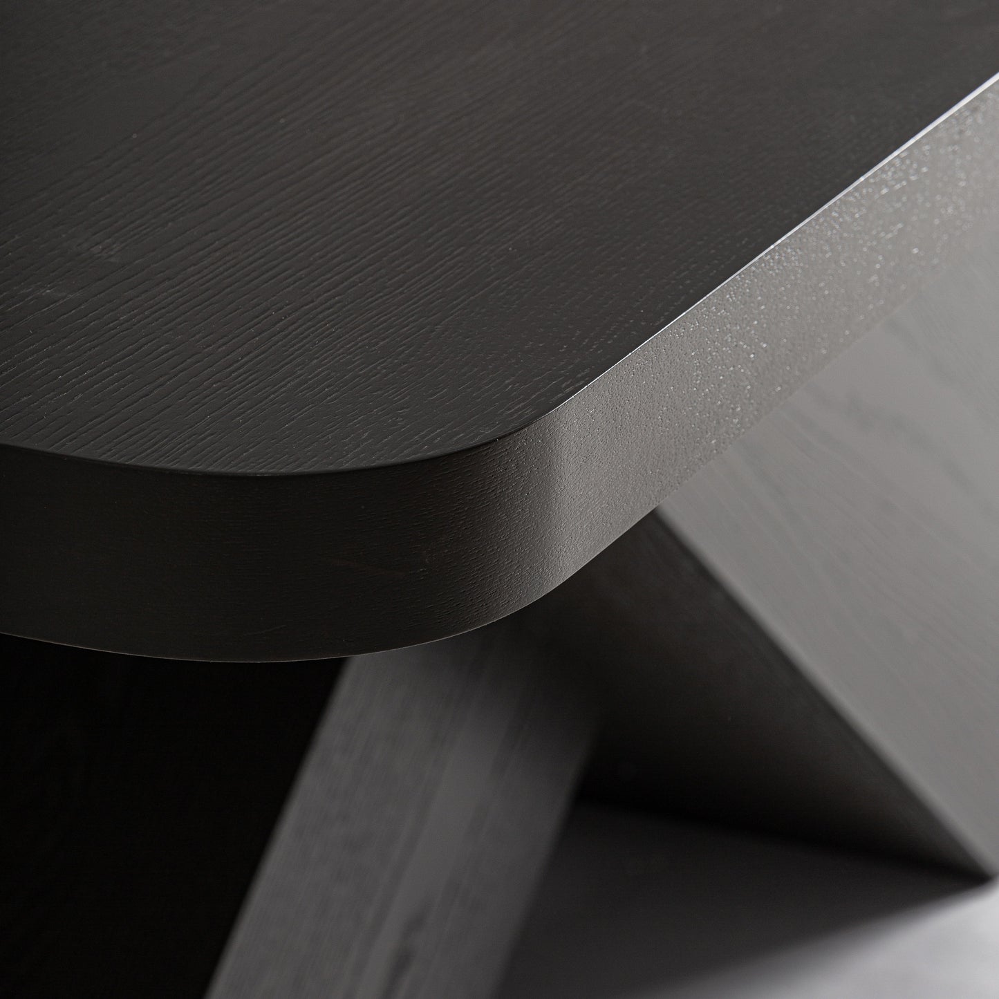 OAK DINING TABLE YVORE