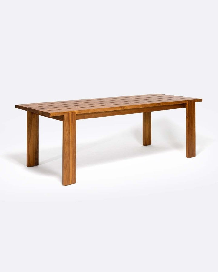 OUTDOOR TABLE DAN