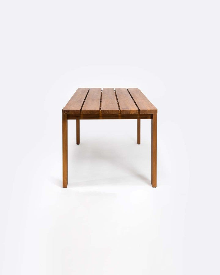 OUTDOOR TABLE DAN