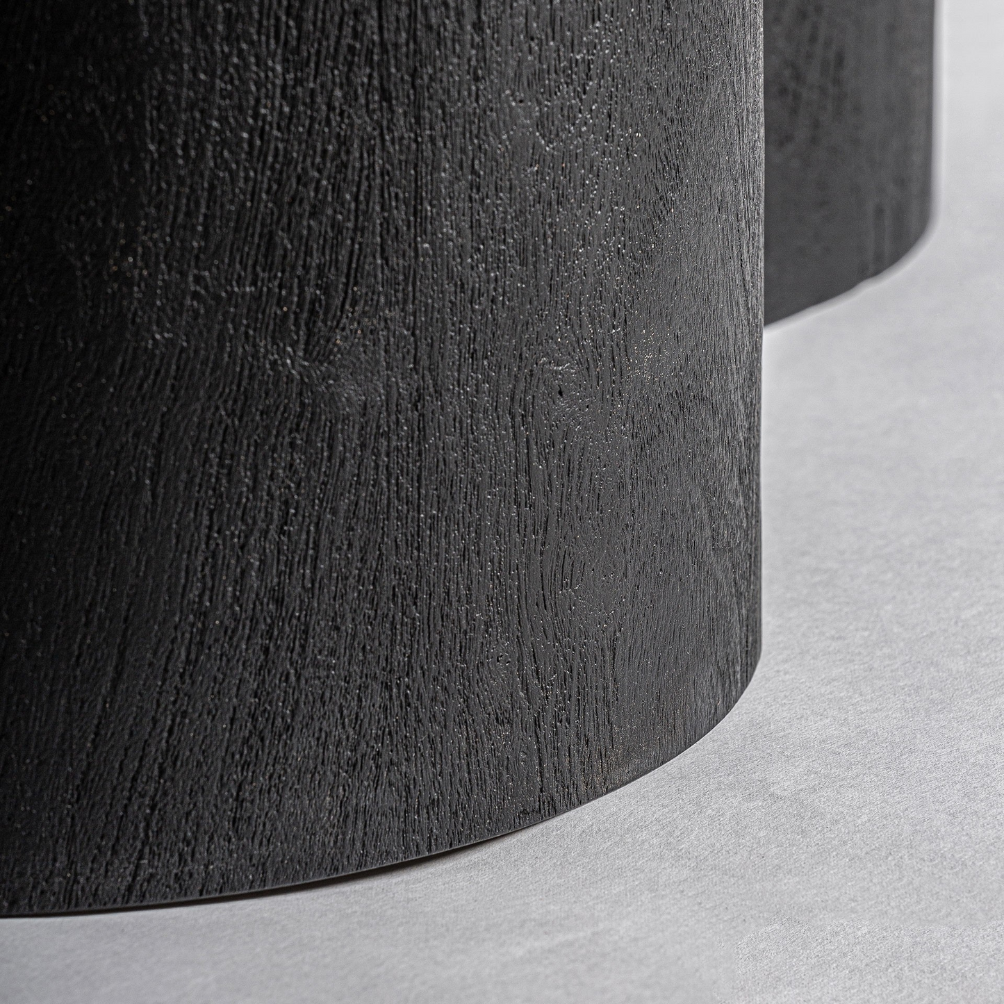 WORTZ DINING TABLE