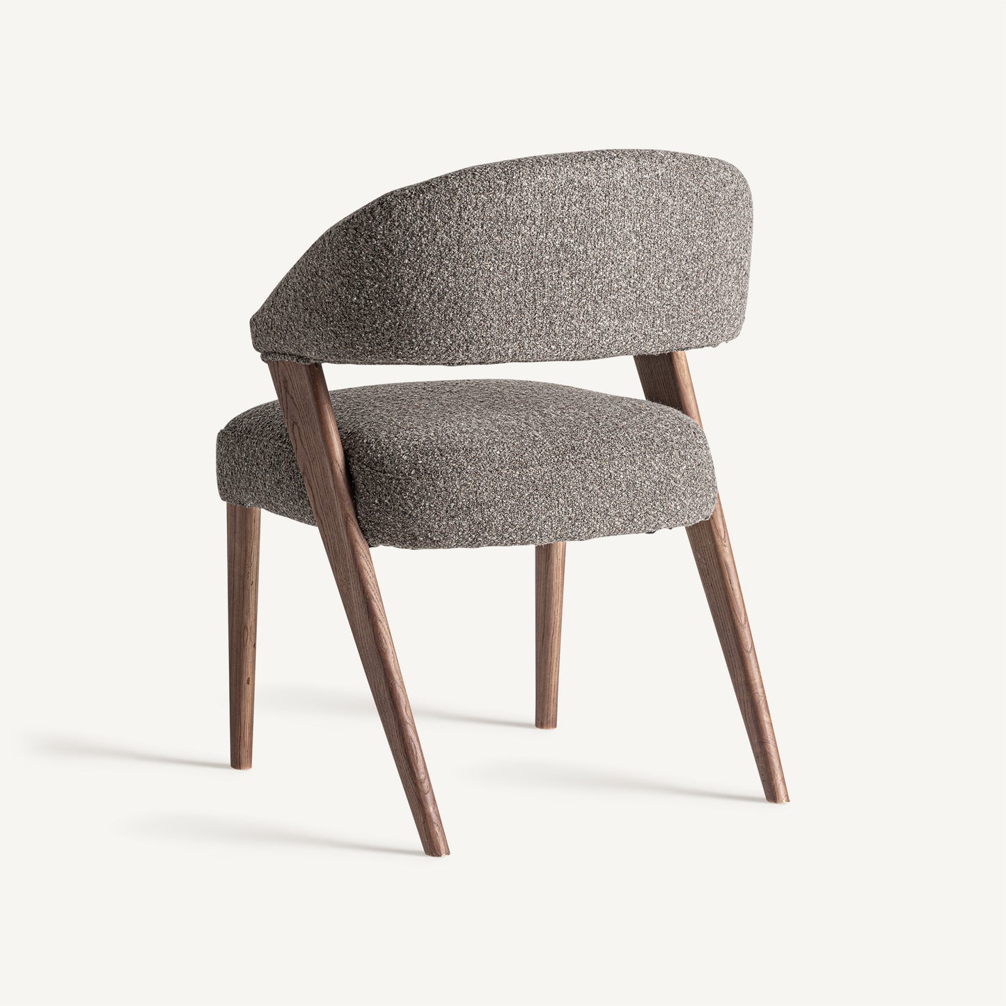 VENEY CHAIR