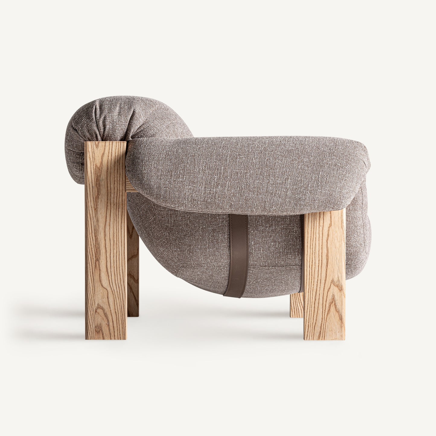 HESSE ARMCHAIR