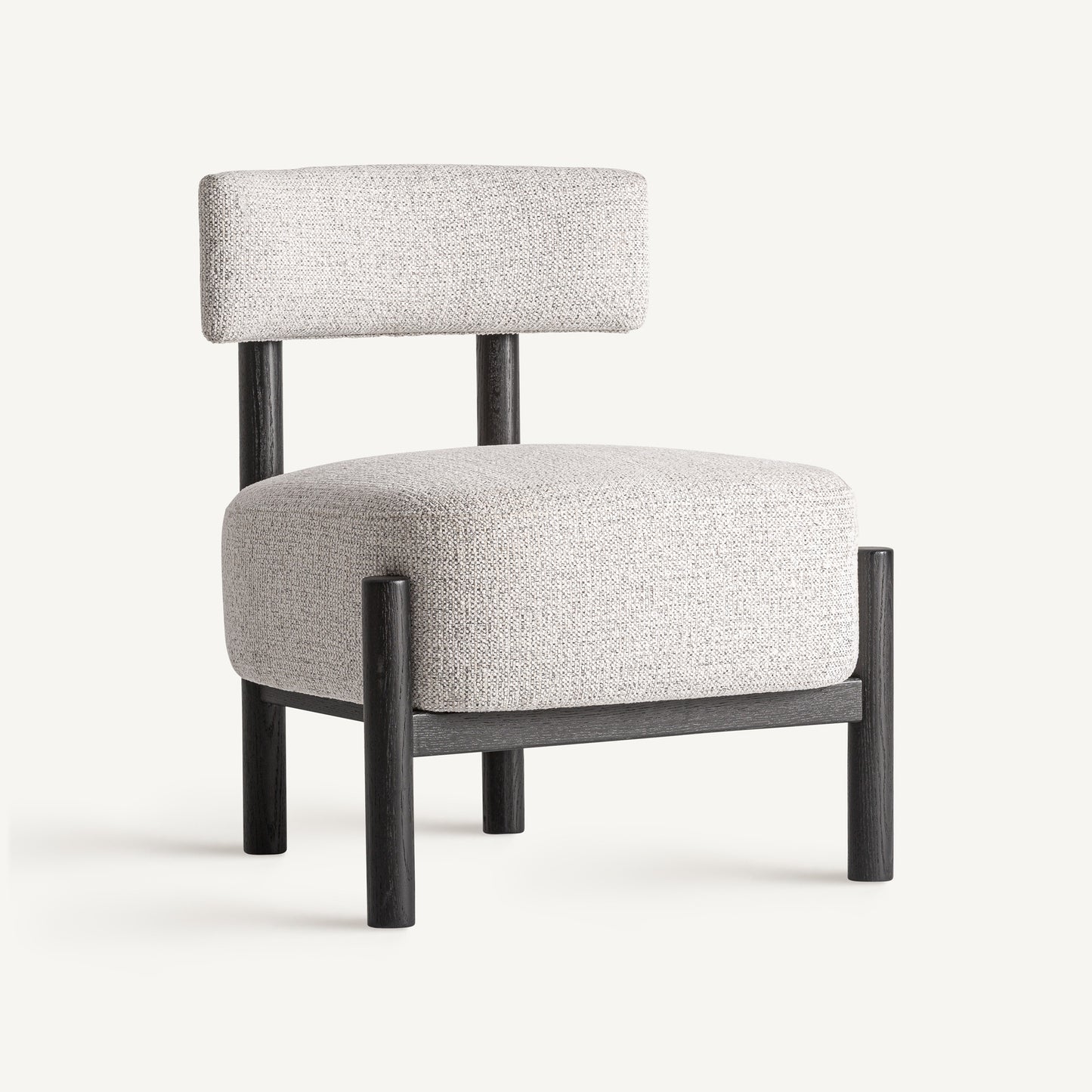 SINDHU ARMCHAIR