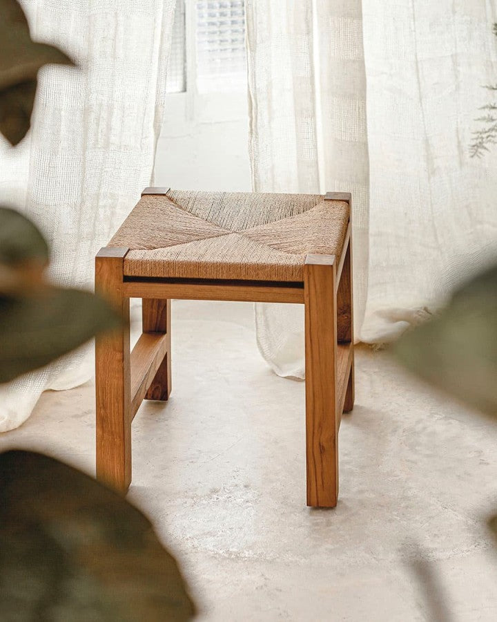 ROCA STOOL