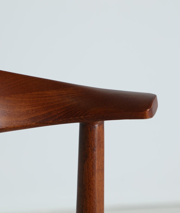 Стол Зелхем