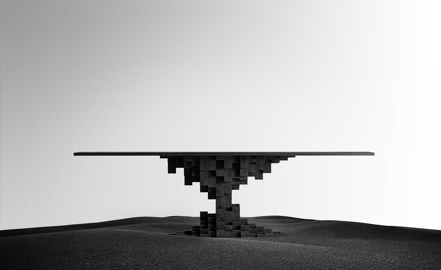 PÈTRIA DINING TABLE