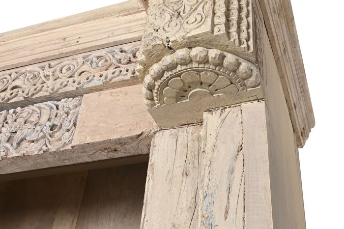 РЪЧНО ИЗРАБОТЕНА УНИКАЛНА ЕТАЖЕРКА ОТ ТИКОВО ДЪРВО 150 см