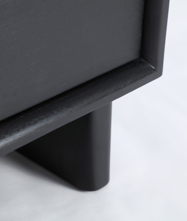 Нощно шкафче DEMMIN от черно дърво